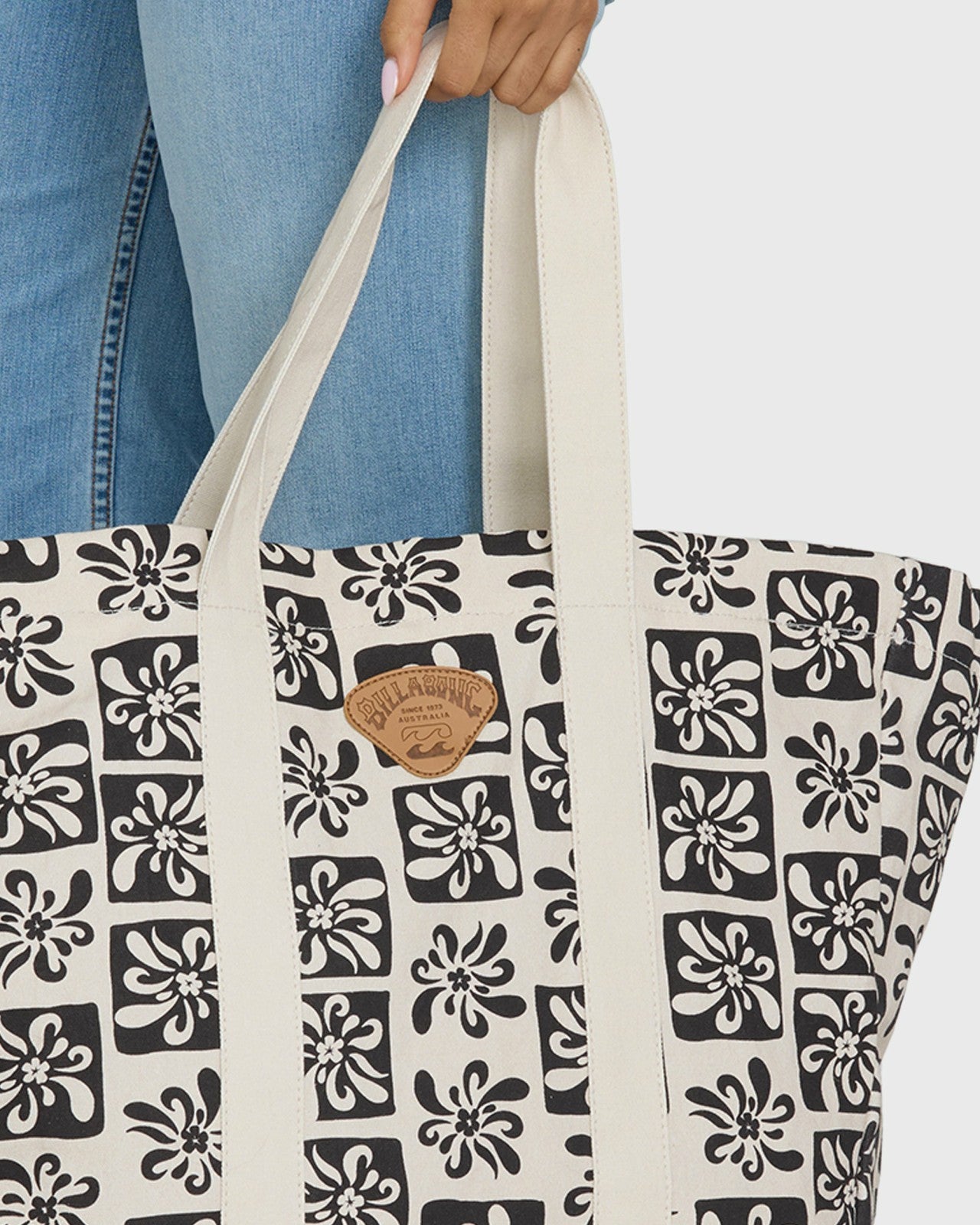 Poppins Playa Bag | Black Sands Billabong