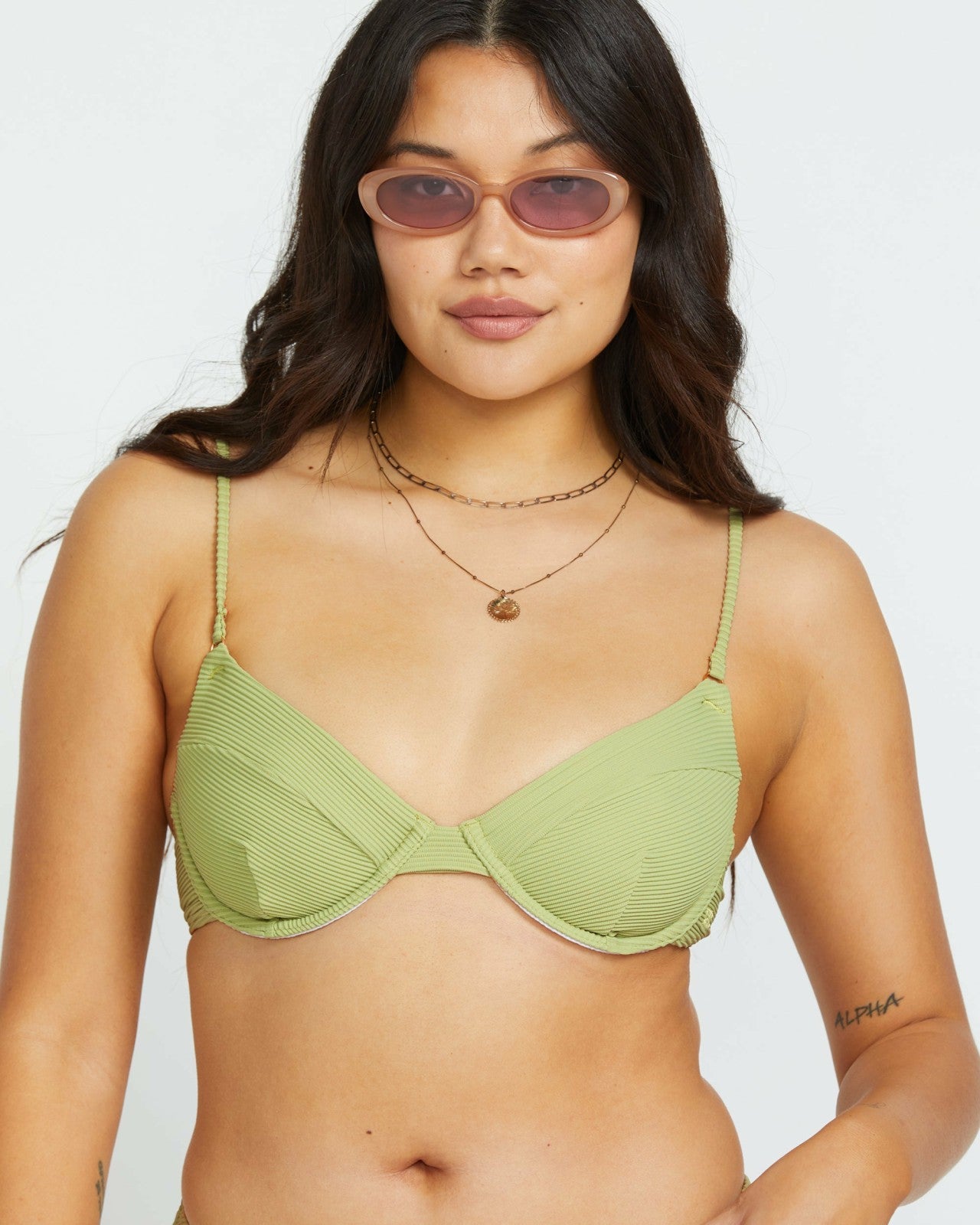 Tanlines Morgan Underwire Bikini Top | Avocado Billabong