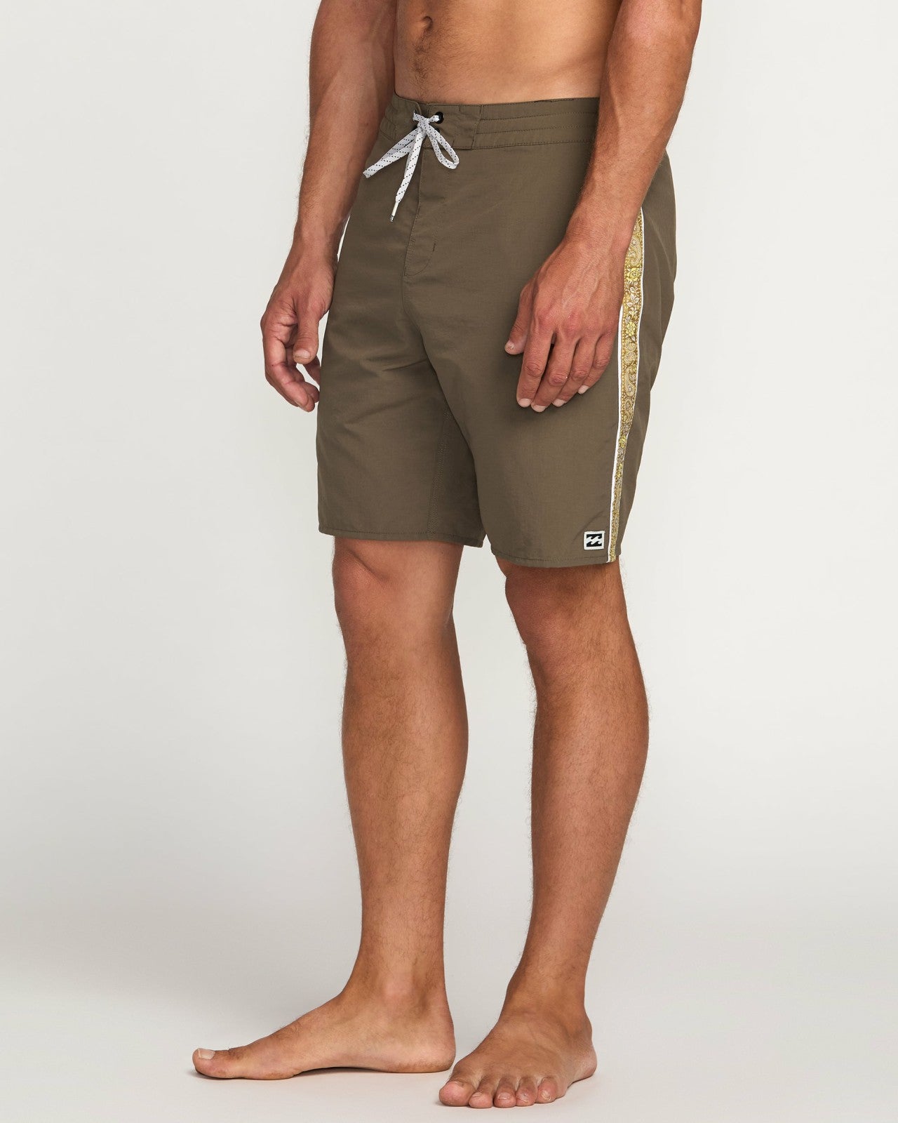 Wategos Lo Tide 19" Boardshorts | Brown Billabong