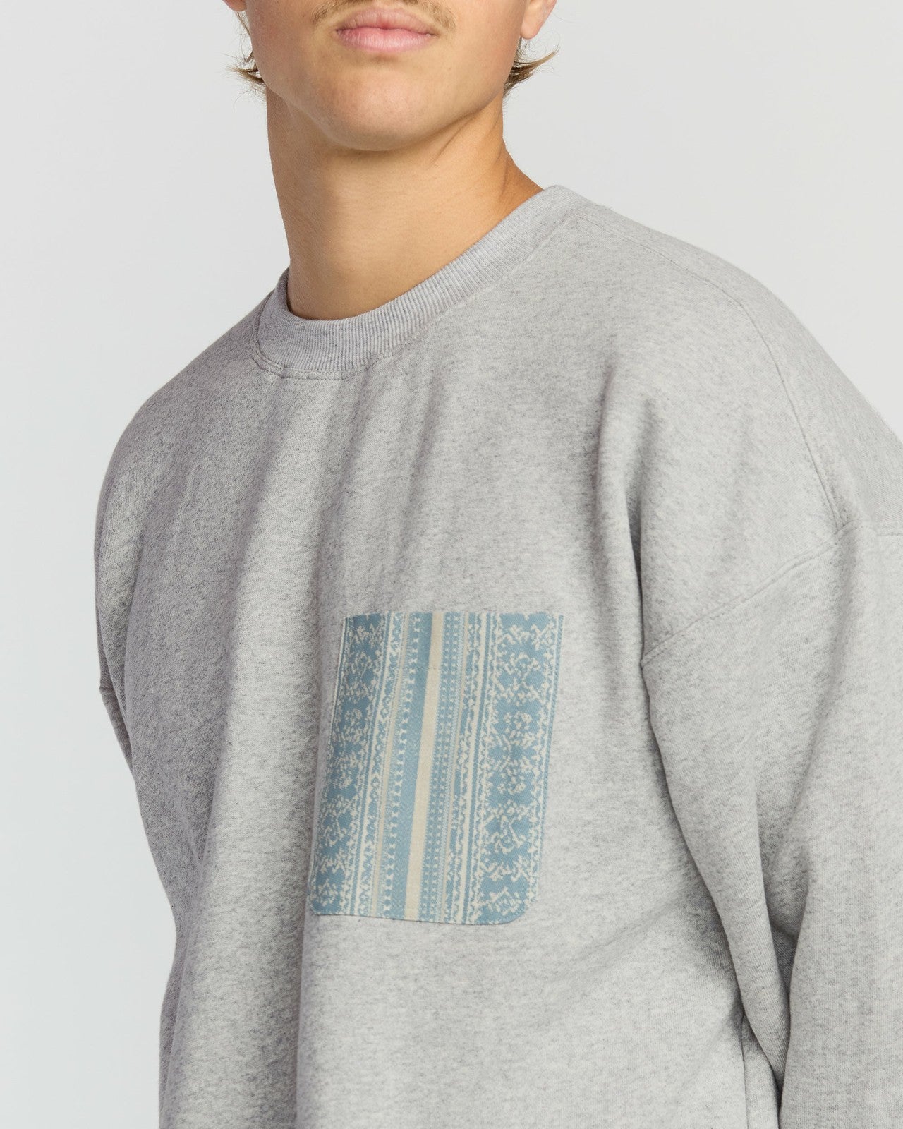 Austin Garage Crew Sweatshirt | Lt Grey Htr Billabong