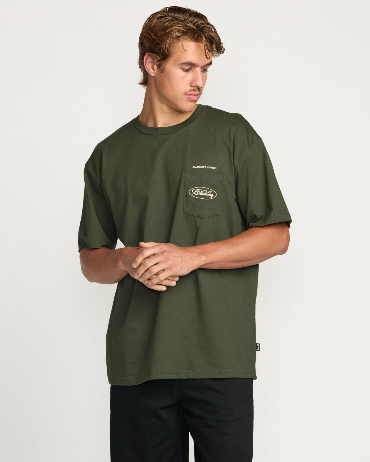 Bad Dog Pocket Regular Tee | Olive Billabong