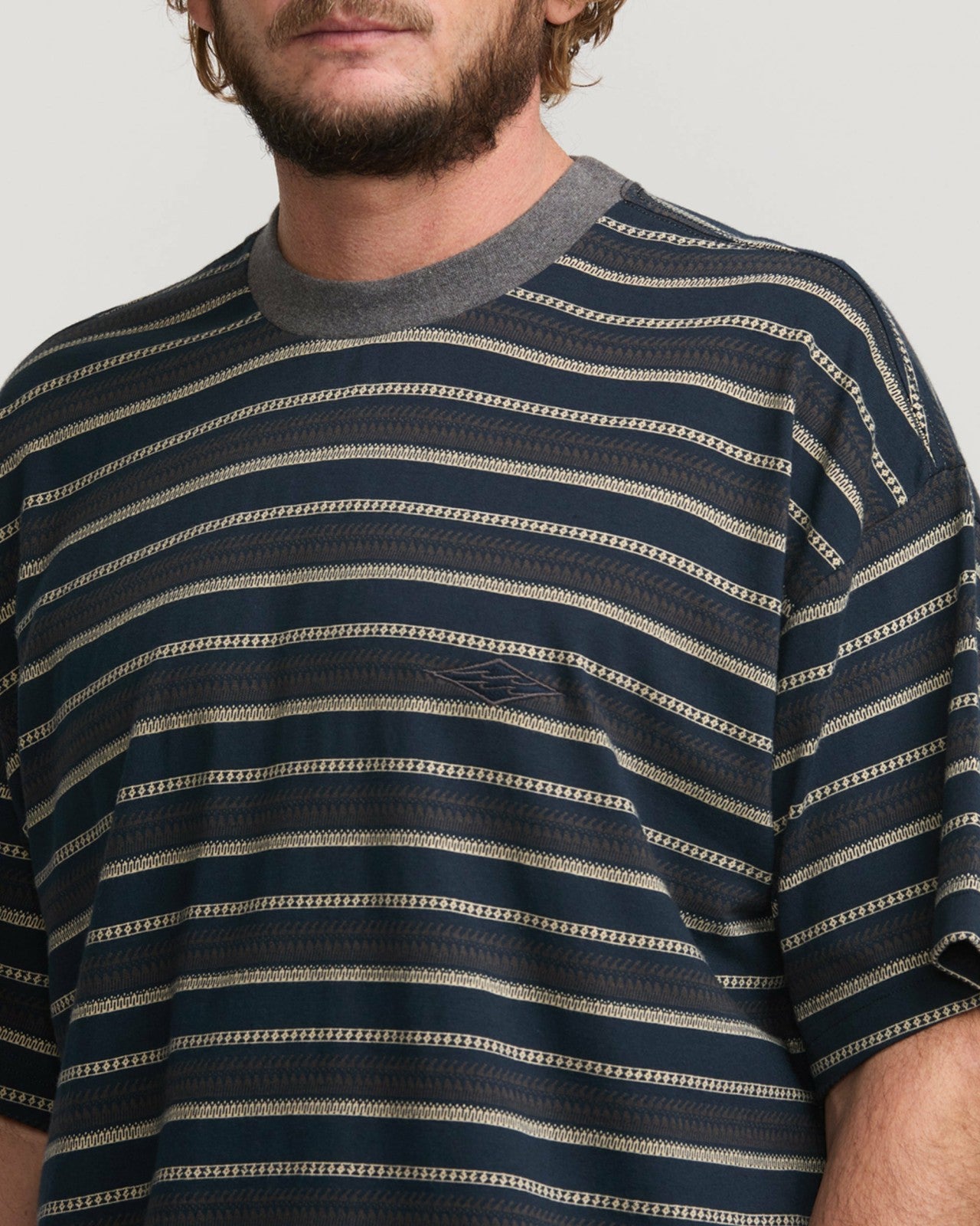 Bad Dog OG Tee | Navy Billabong