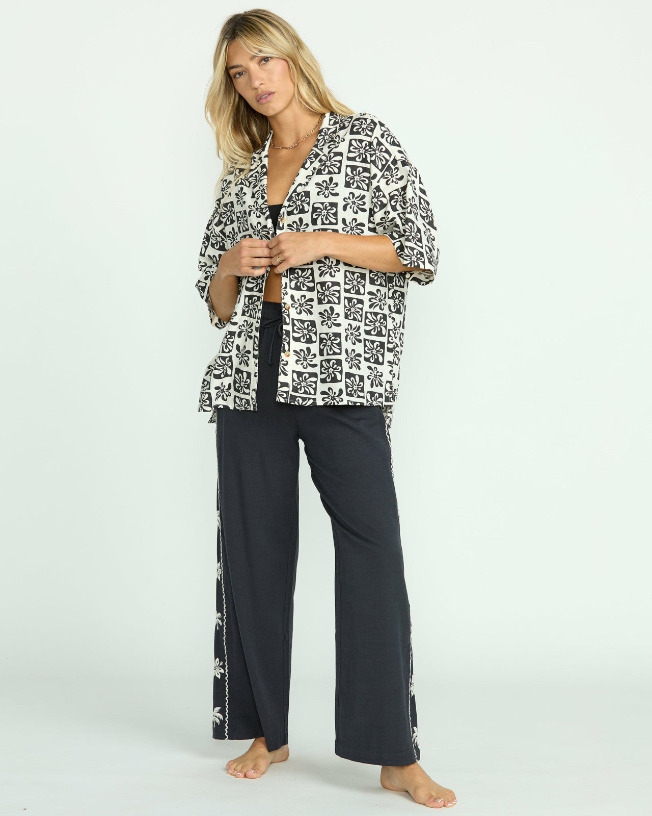 Beach Side Printed Short Sleeve Shirt | Black Sands Billabong