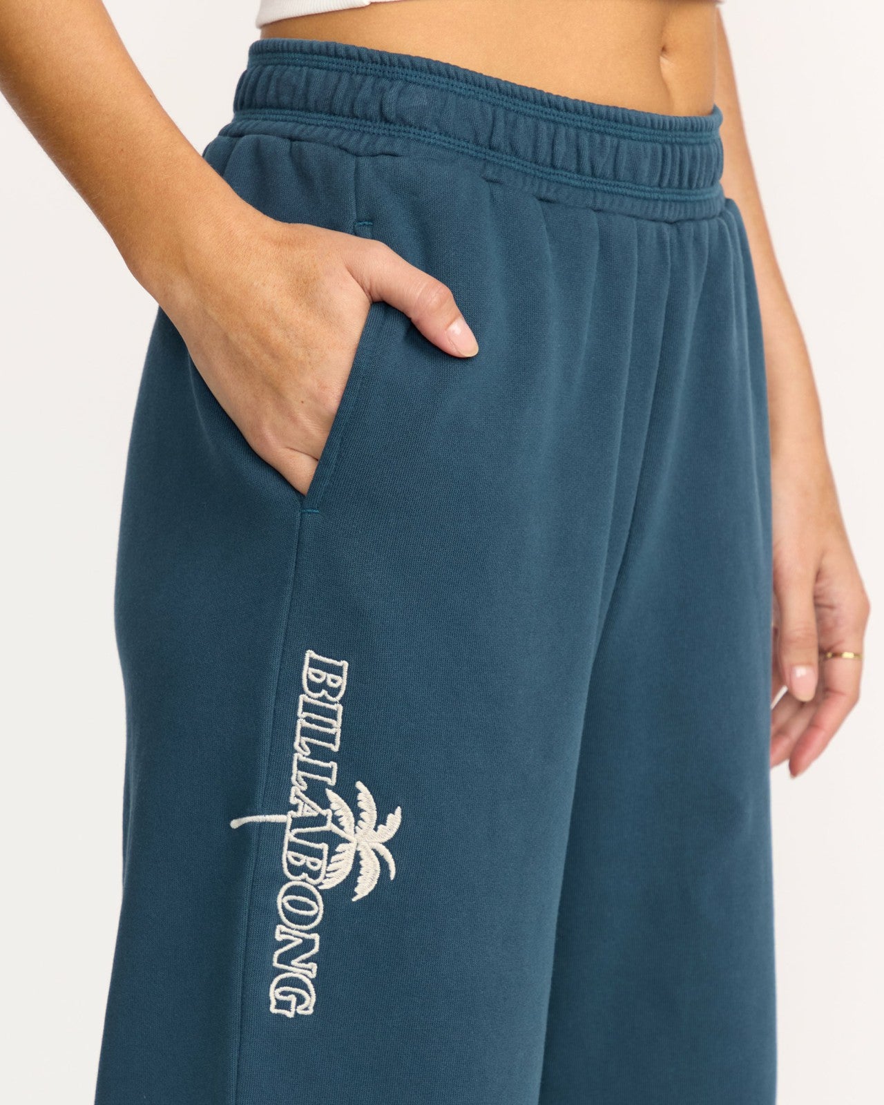 Best Wishes Fleece Pants | Navy Billabong