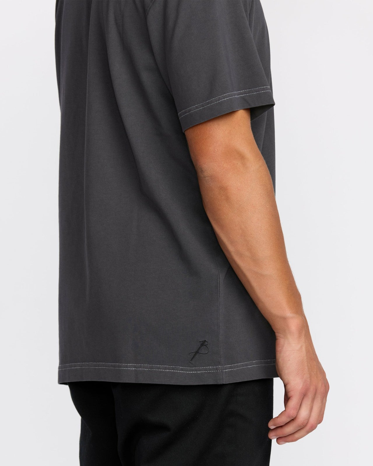 Bird Of Prey Garage OG Short Sleeve T-Shirt | Washed Black Billabong