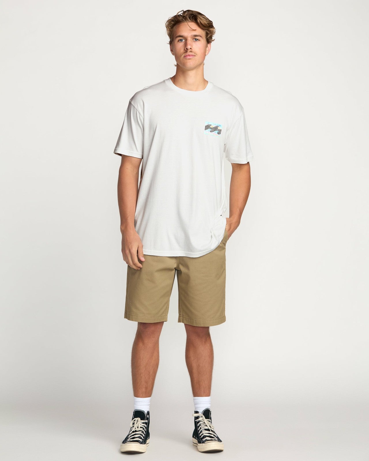 Crayon Wave Premium Tee | Off White Billabong