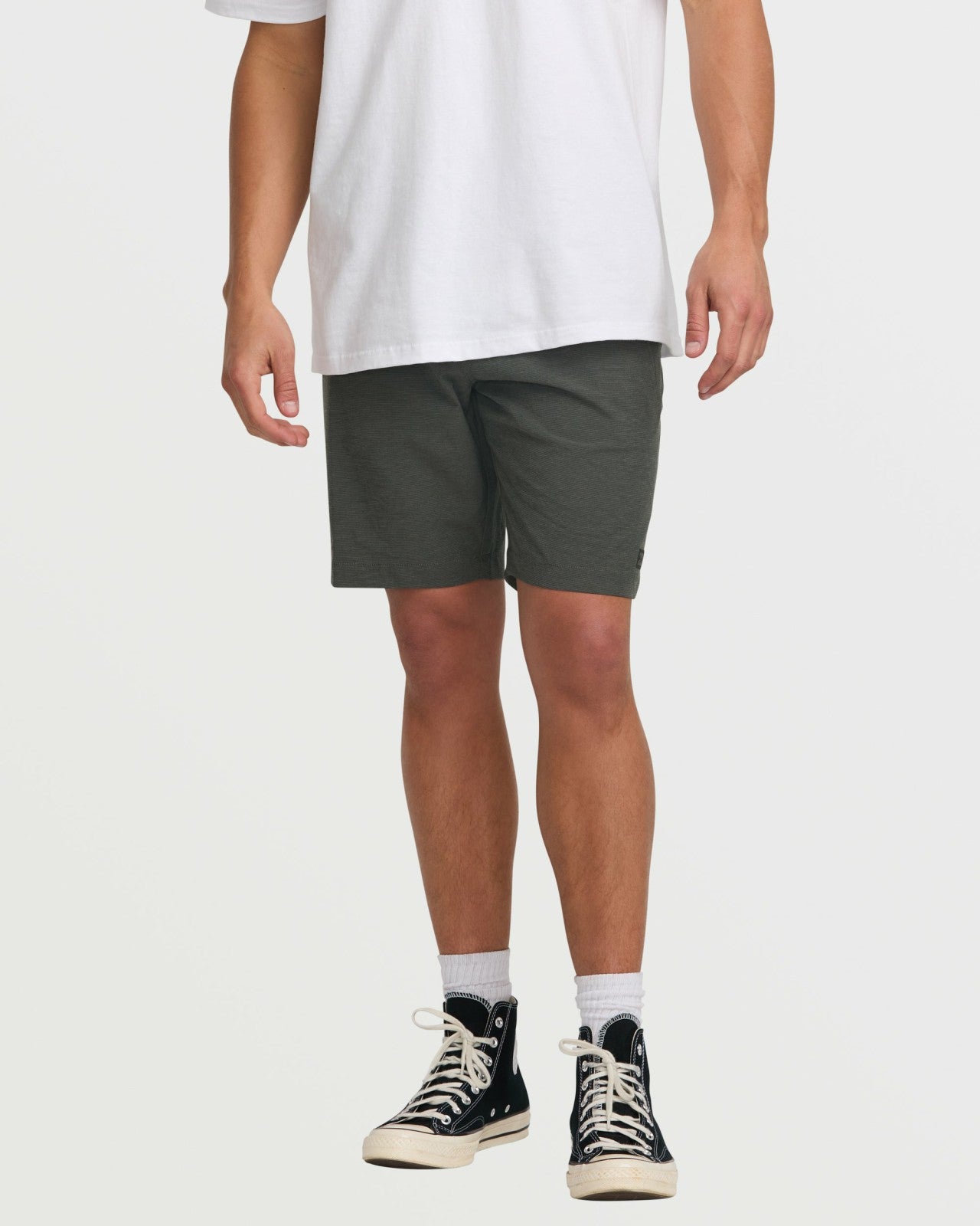 Crossfire Submersible 19" Hybrid Shorts | Asphalt Billabong