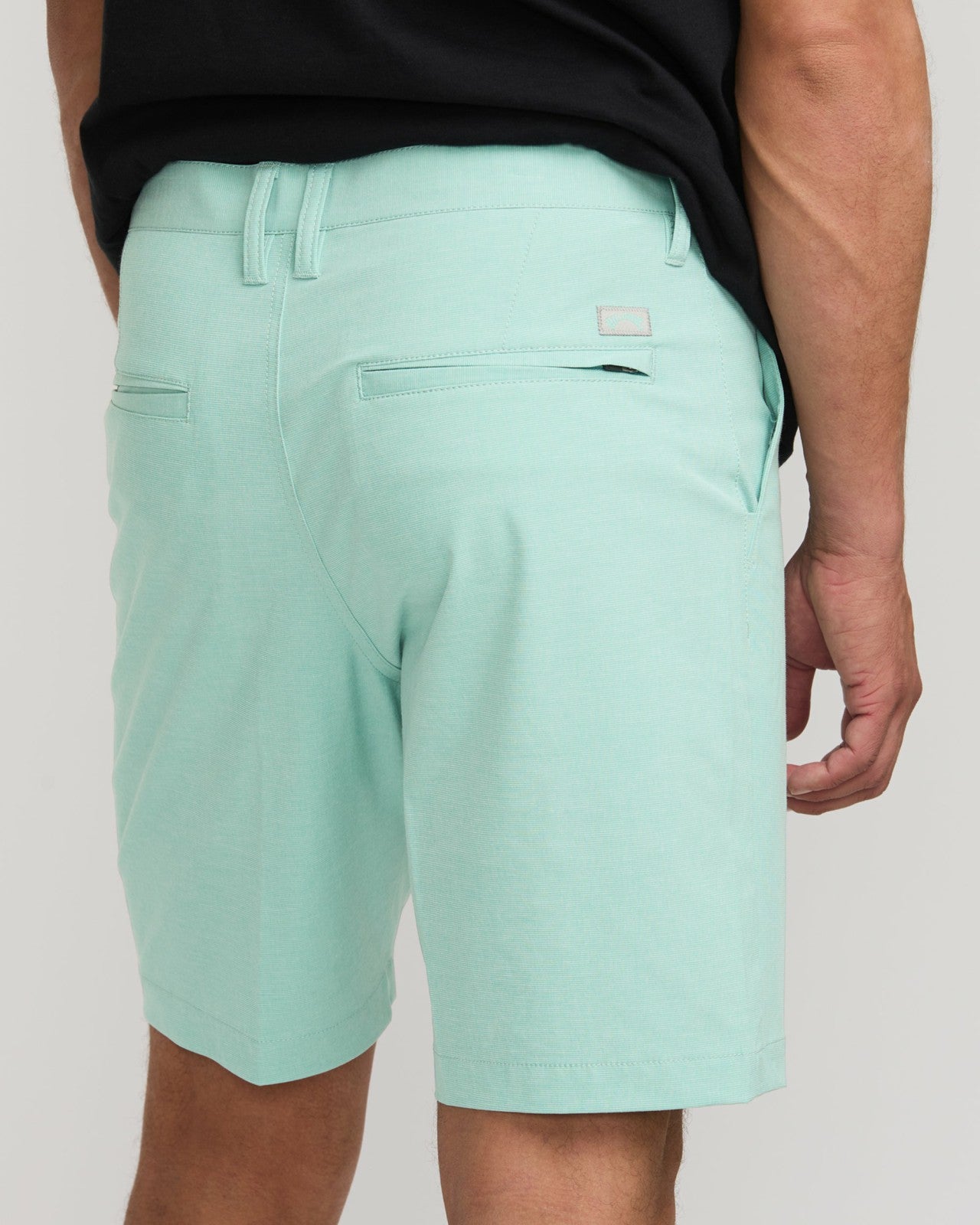 Crossfire Submersible 19" Hybrid Shorts | Bermuda Billabong
