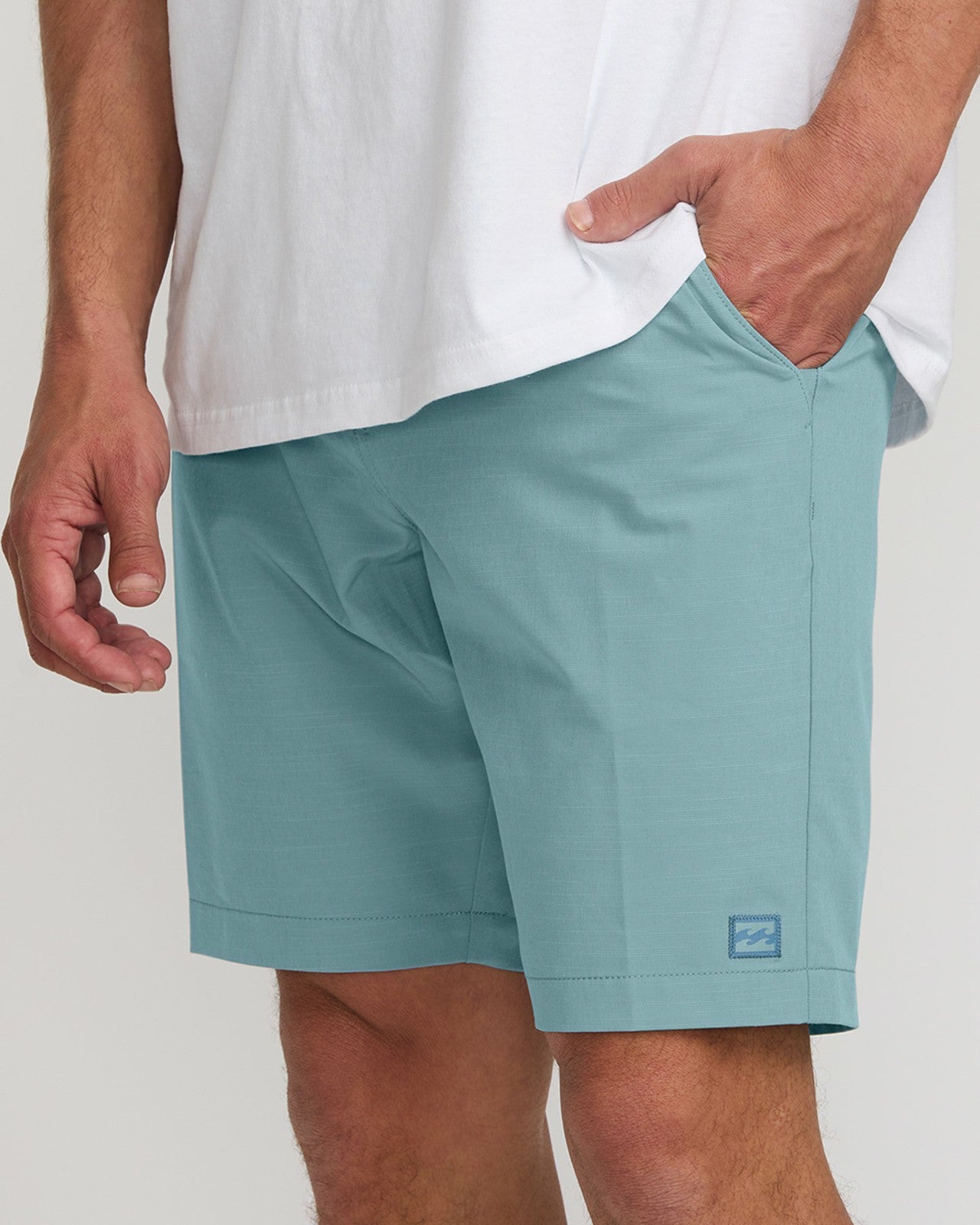 Crossfire Submersible 19" Hybrid Shorts | Glacier Blue Billabong