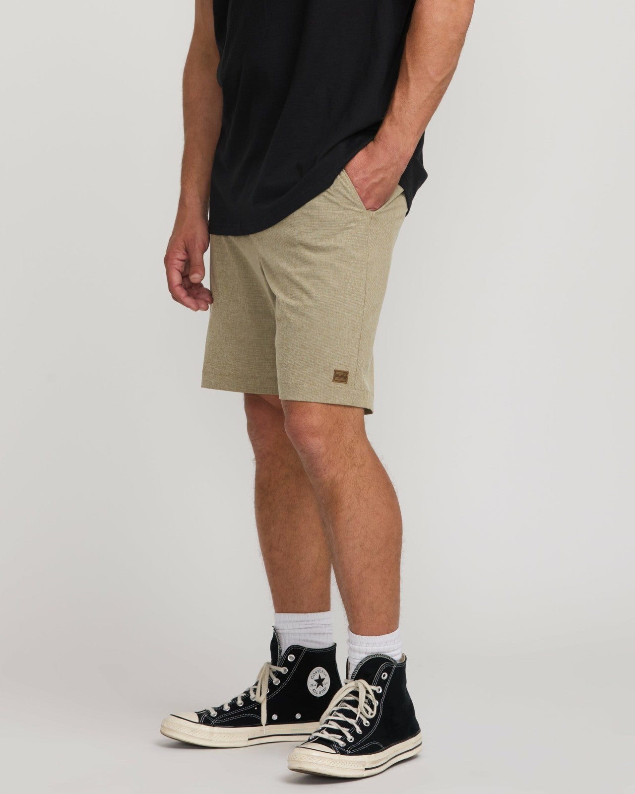 Crossfire Submersible 19" Hybrid Shorts | Khaki Billabong