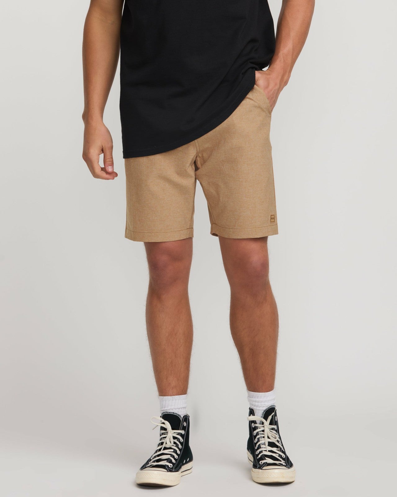 Crossfire Submersible 19" Hybrid Shorts | Tobacco Billabong