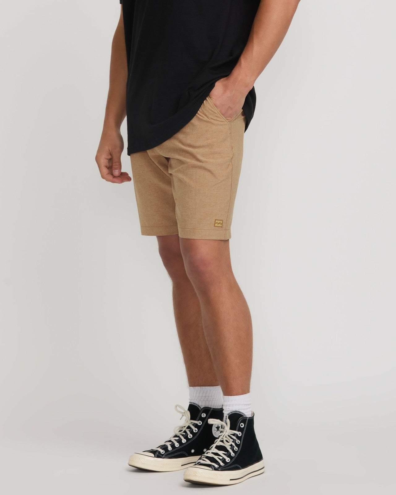 Crossfire Submersible 19" Hybrid Shorts | Tobacco Billabong
