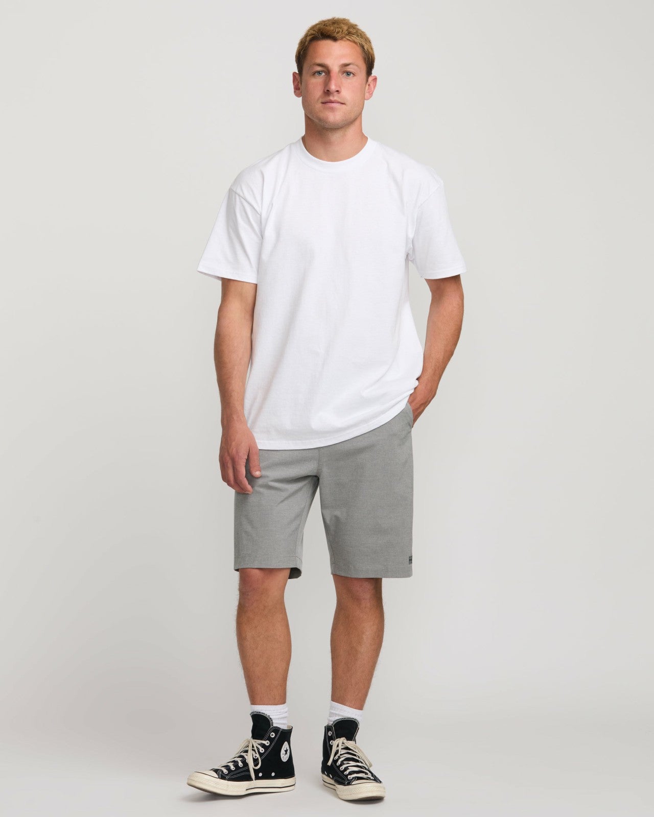 Crossfire Submersible 21" Hybrid Shorts | Gray Billabong
