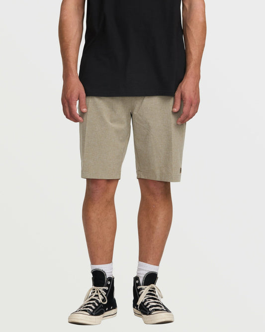 Crossfire Submersible 21" Hybrid Shorts | Khaki Billabong