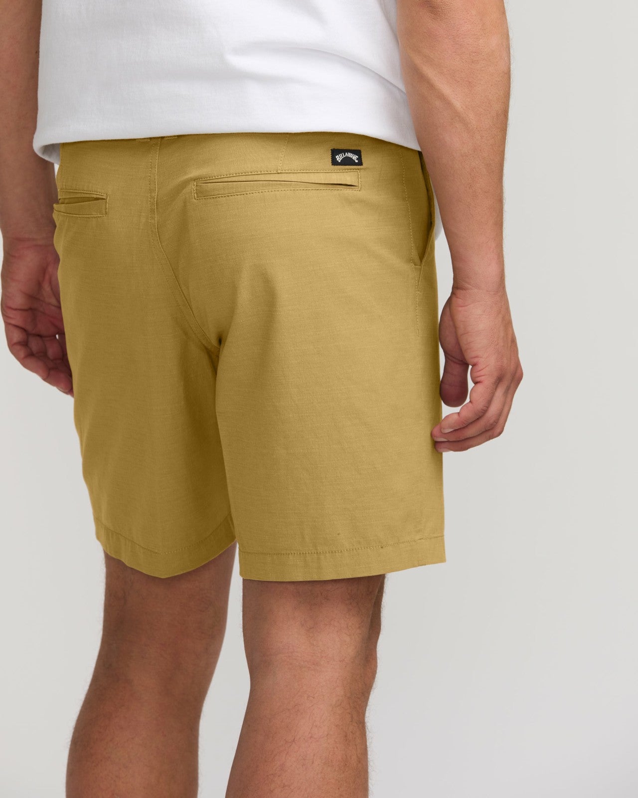 Crossfire Wave Wash Submersible 18" Hybrid Shorts | Khaki Billabong