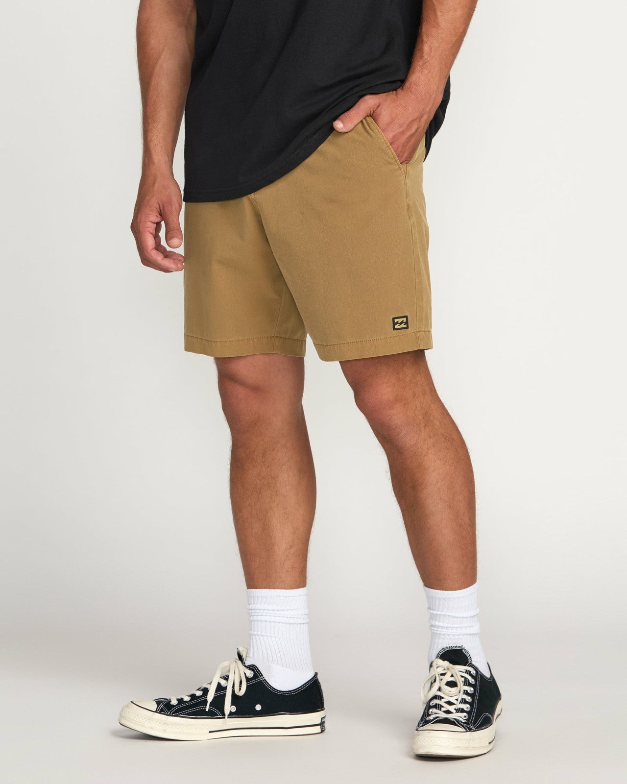 Crossfire Wave Wash Submersible 18" Hybrid Shorts | Tobacco Billabong