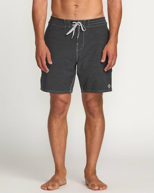 Every Other Day Lo Tide 18" Boardshorts | Black Billabong