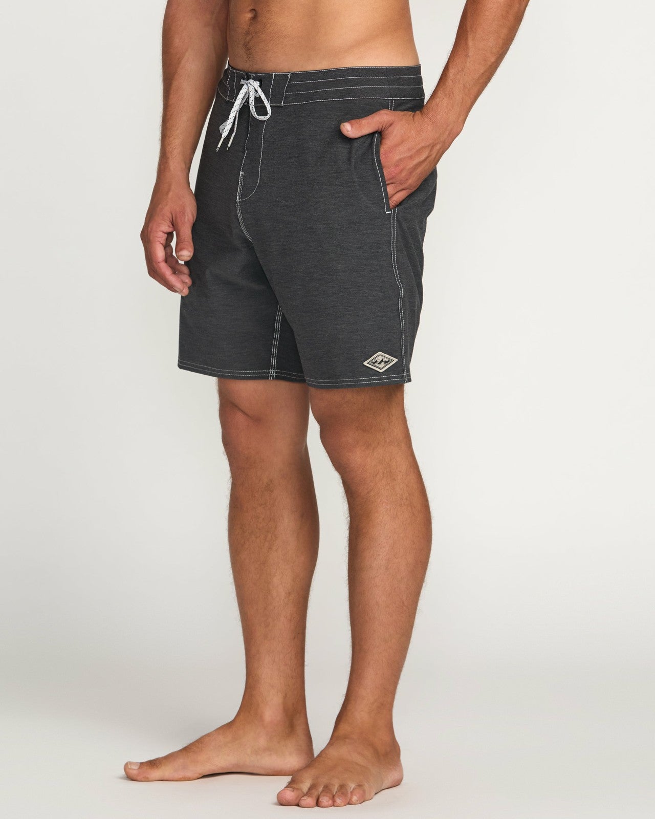 Every Other Day Lo Tide 18" Boardshorts | Black Billabong
