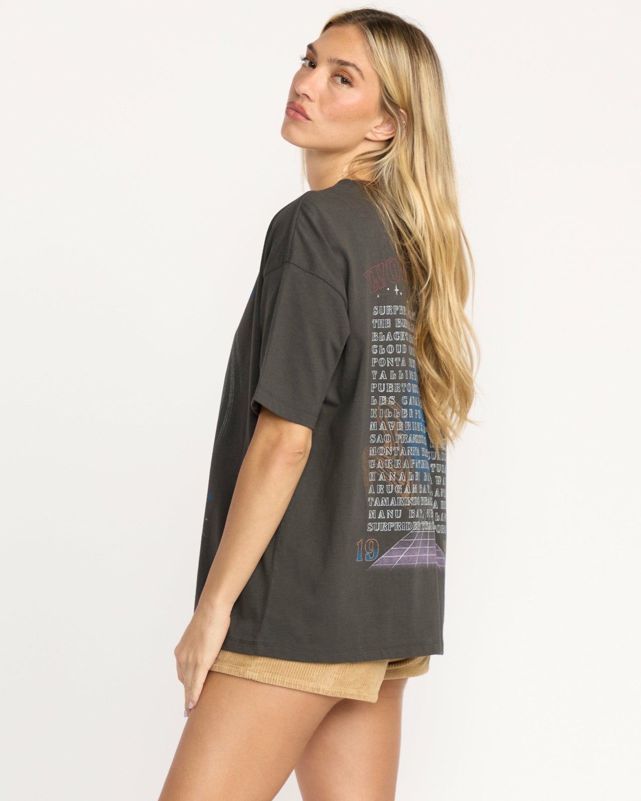 Focus Tour Tee | Off Black Billabong