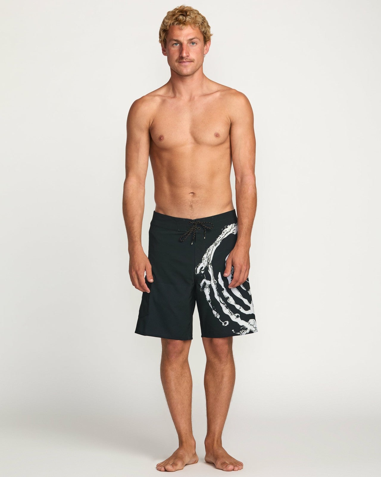 Formula Airlite 19" Boardshorts | Black Billabong