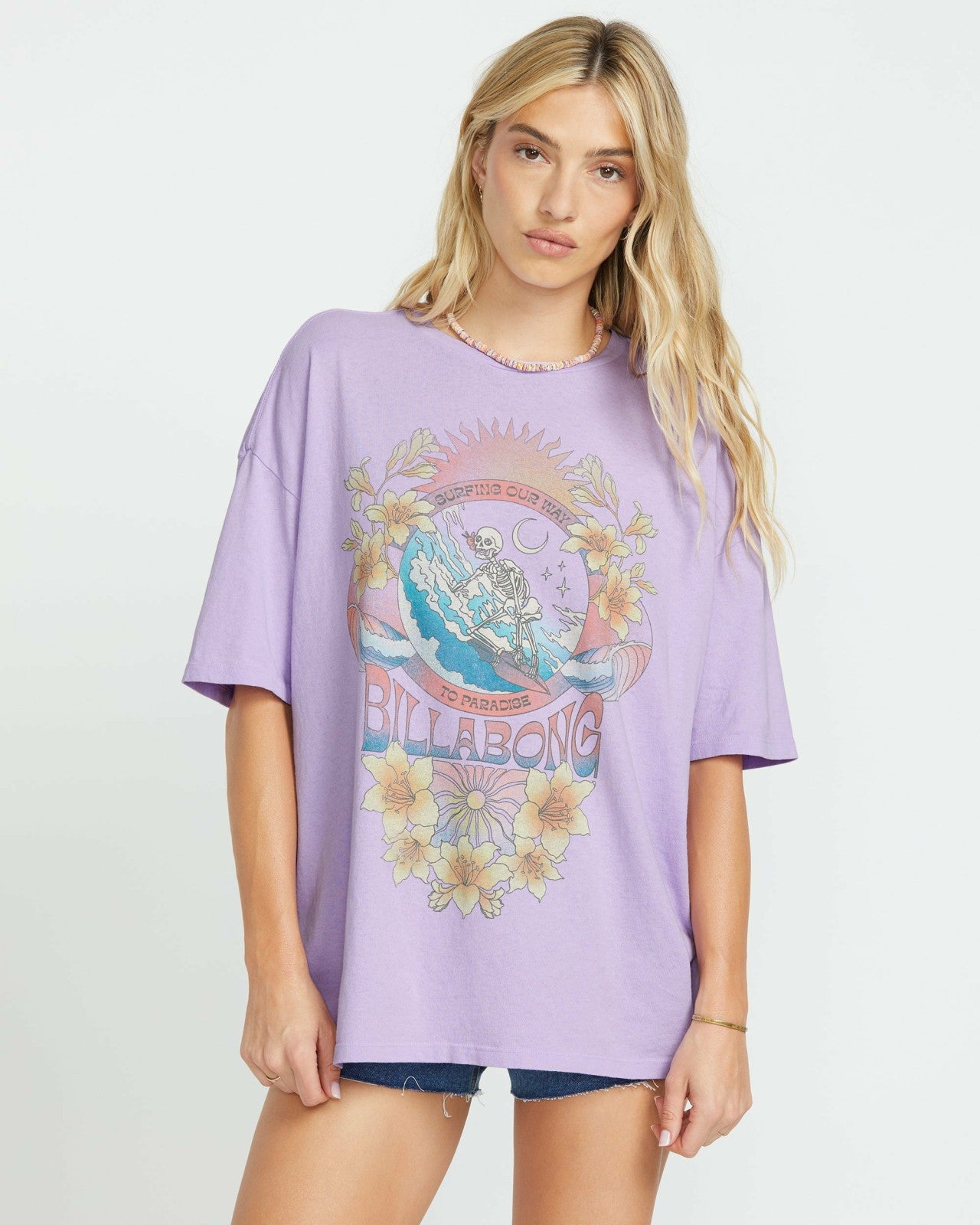 Goes Around Here Tee | Peaceful Lilac Billabong