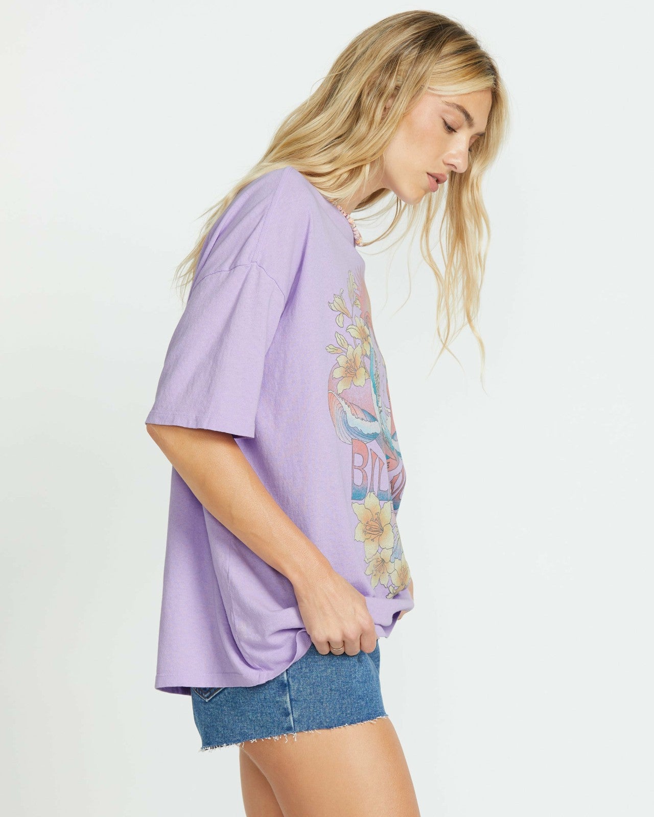 Goes Around Here Tee | Peaceful Lilac Billabong