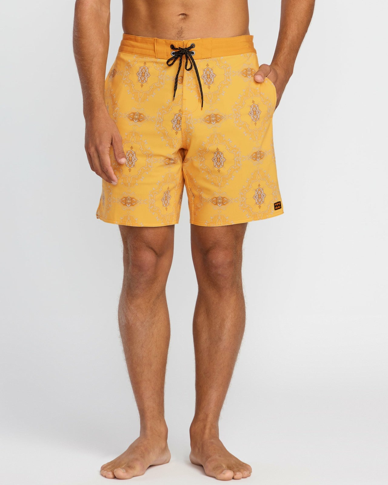 Good Times Lo Tide 18" Boardshorts | Dust Yellow Billabong
