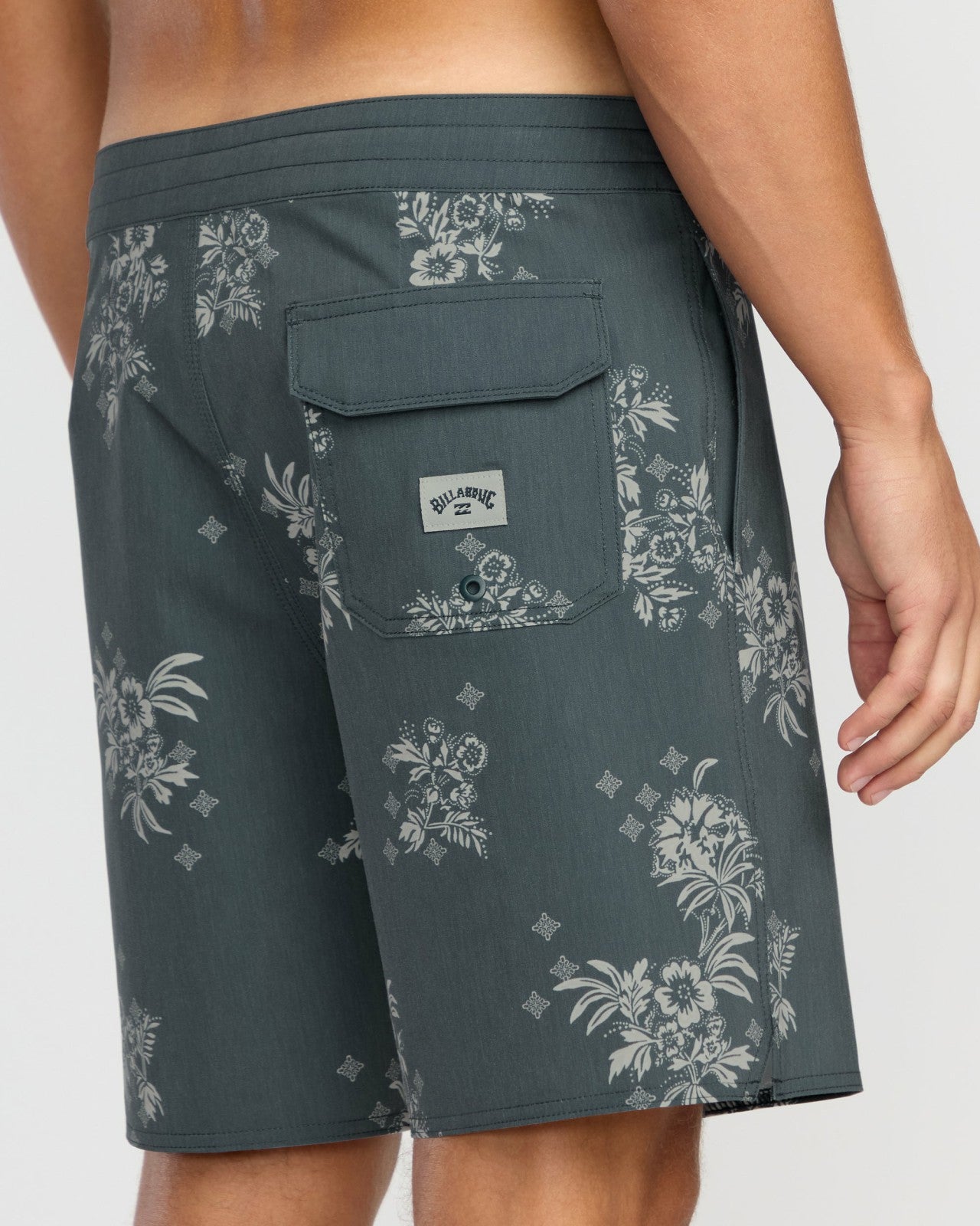 Good Times Lo Tide 18" Boardshorts | Midnight Blue Billabong