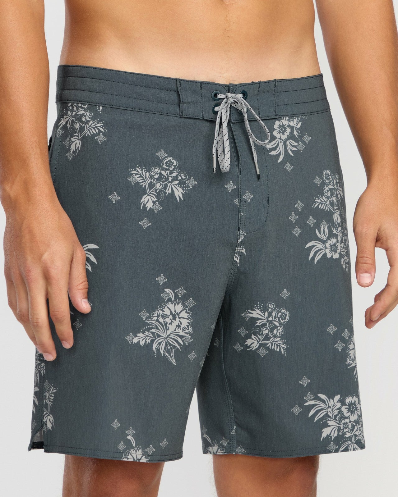 Good Times Lo Tide 18" Boardshorts | Midnight Blue Billabong
