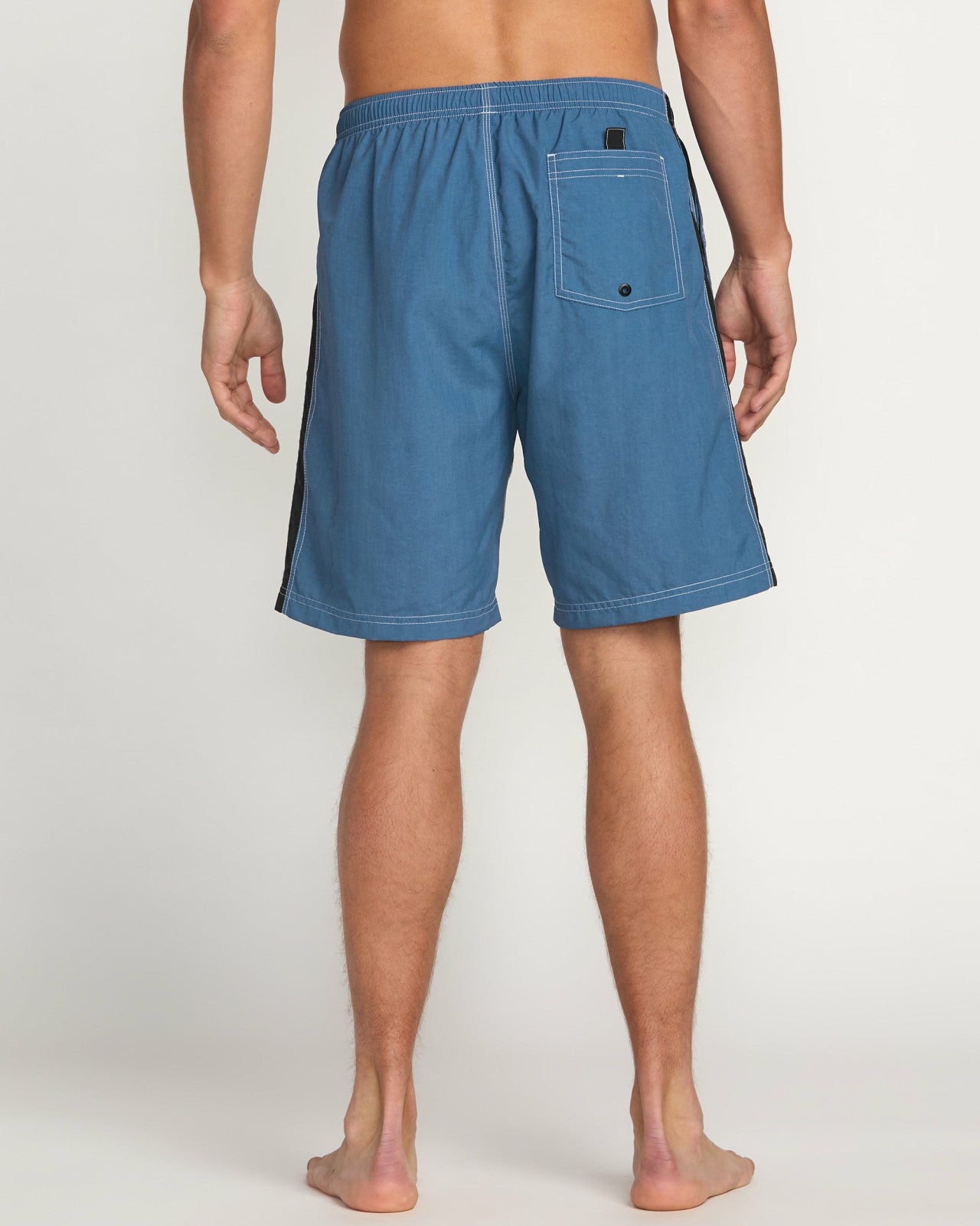 Kirra Throw On Laybacks 19' Trunks | Deep Blue Billabong