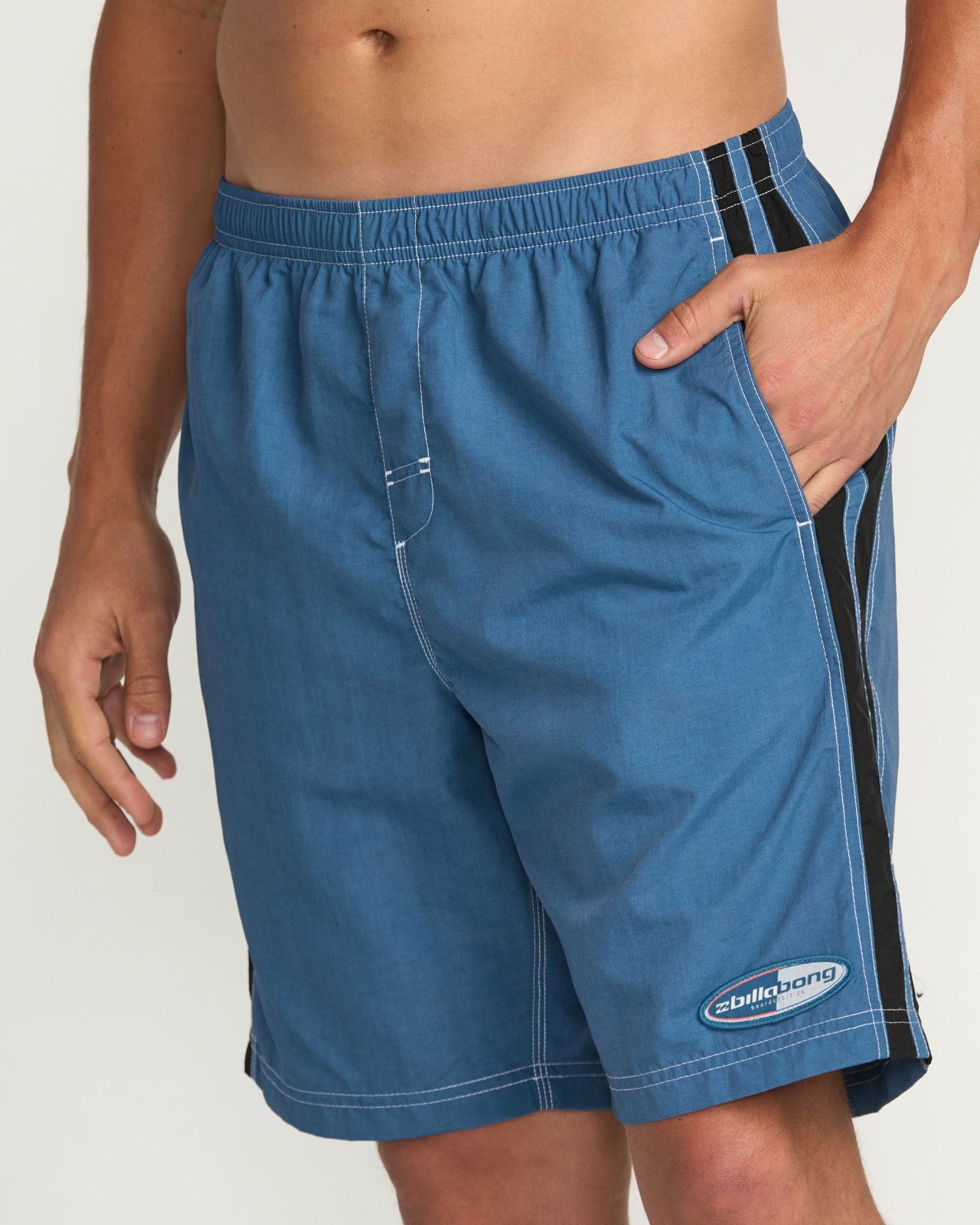 Kirra Throw On Laybacks 19' Trunks | Deep Blue Billabong