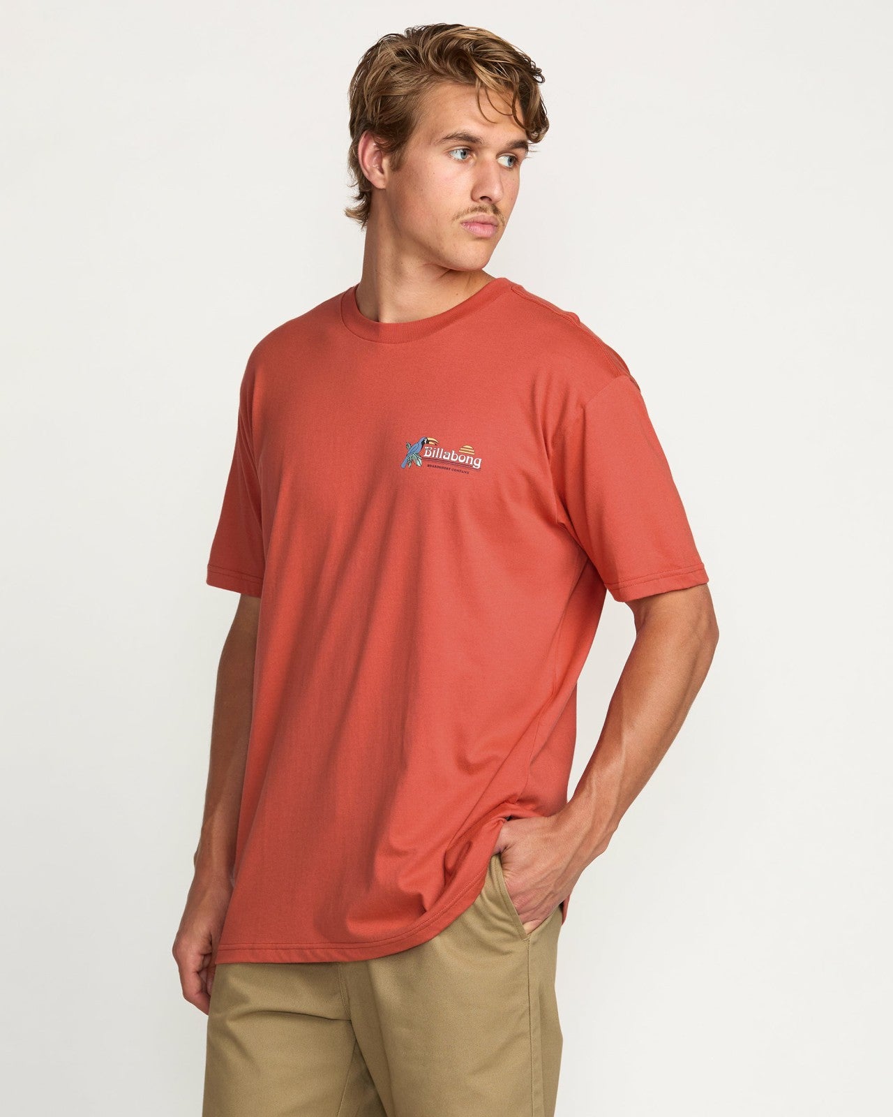 Lounge Premium Tee | Washed Red Billabong