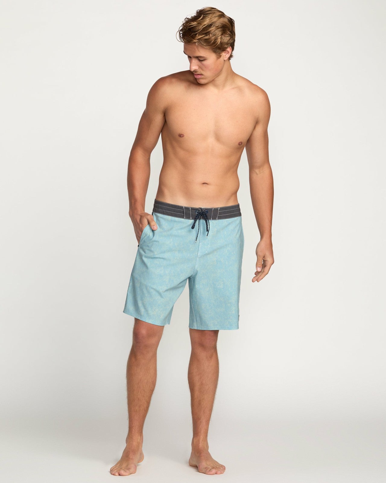 Occy Lo Tide Boardshorts | Cloud Blue Billabong
