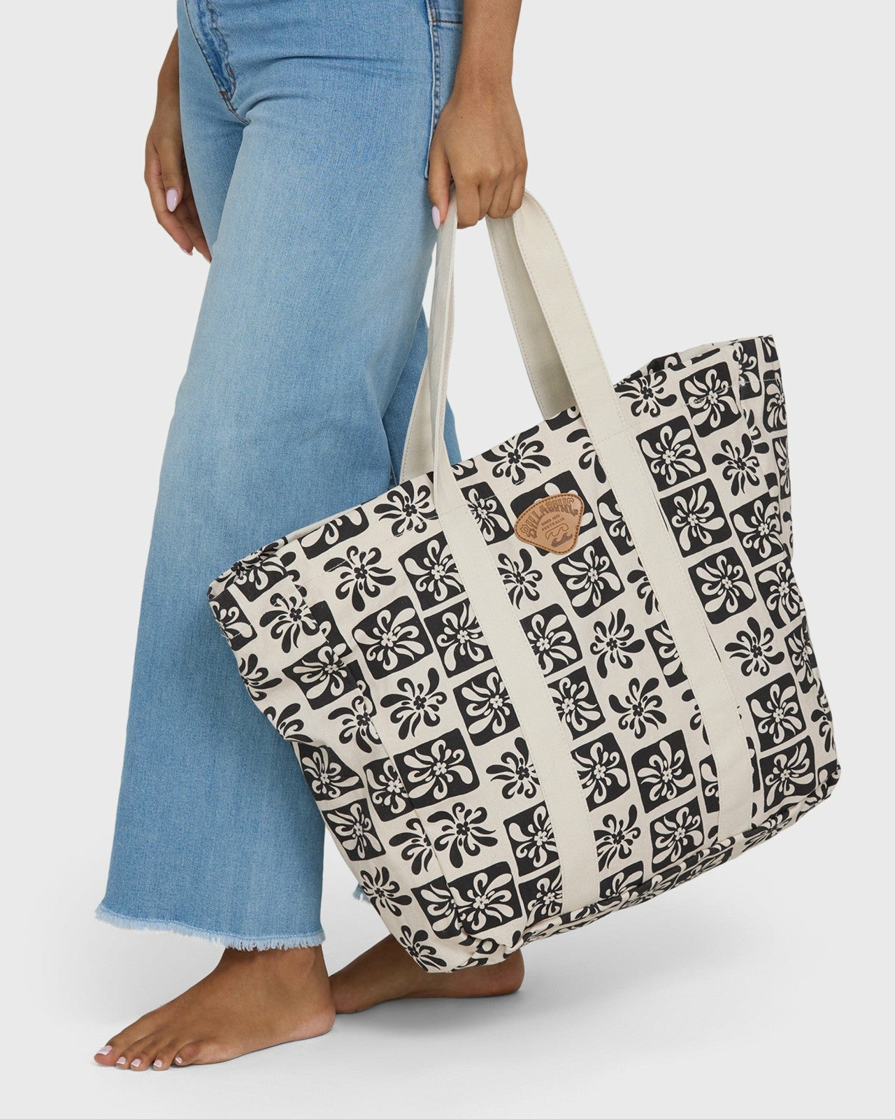 Poppins Playa Bag | Black Sands Billabong