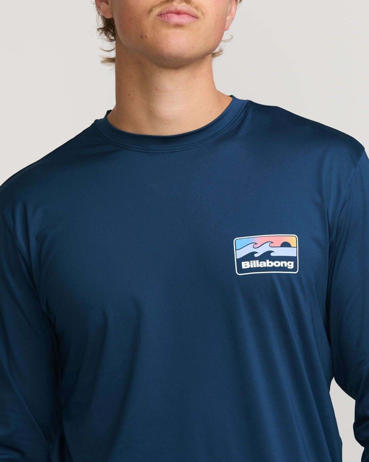 Runner Loose Fit Long Sleeve Surf Tee | Midnight Billabong