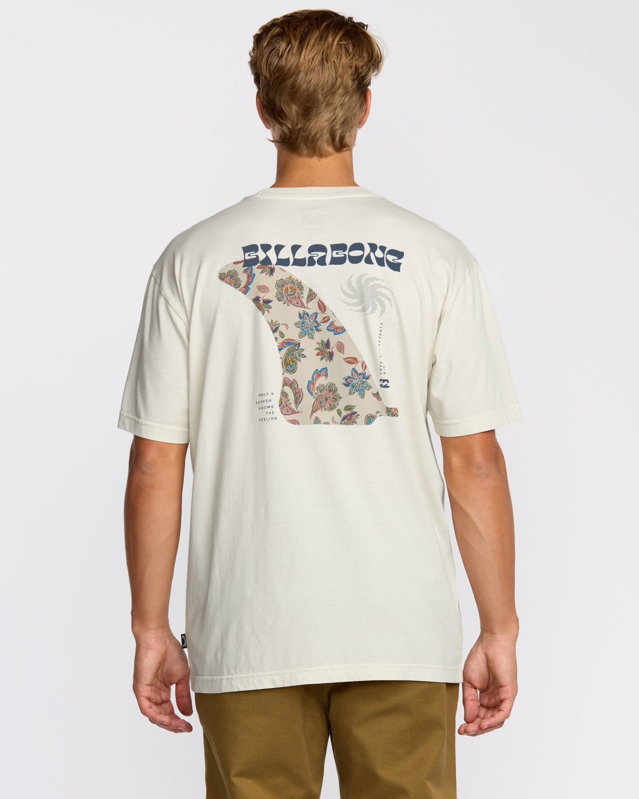 Single Fin Premium Wave Wash Short Sleeve T-Shirt | Off White Billabong