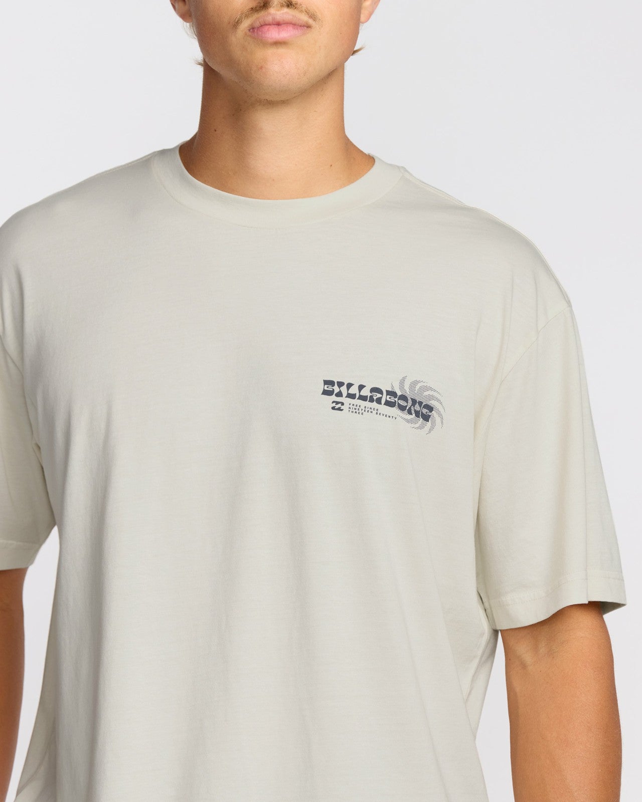 Single Fin Premium Wave Wash Short Sleeve T-Shirt | Off White Billabong