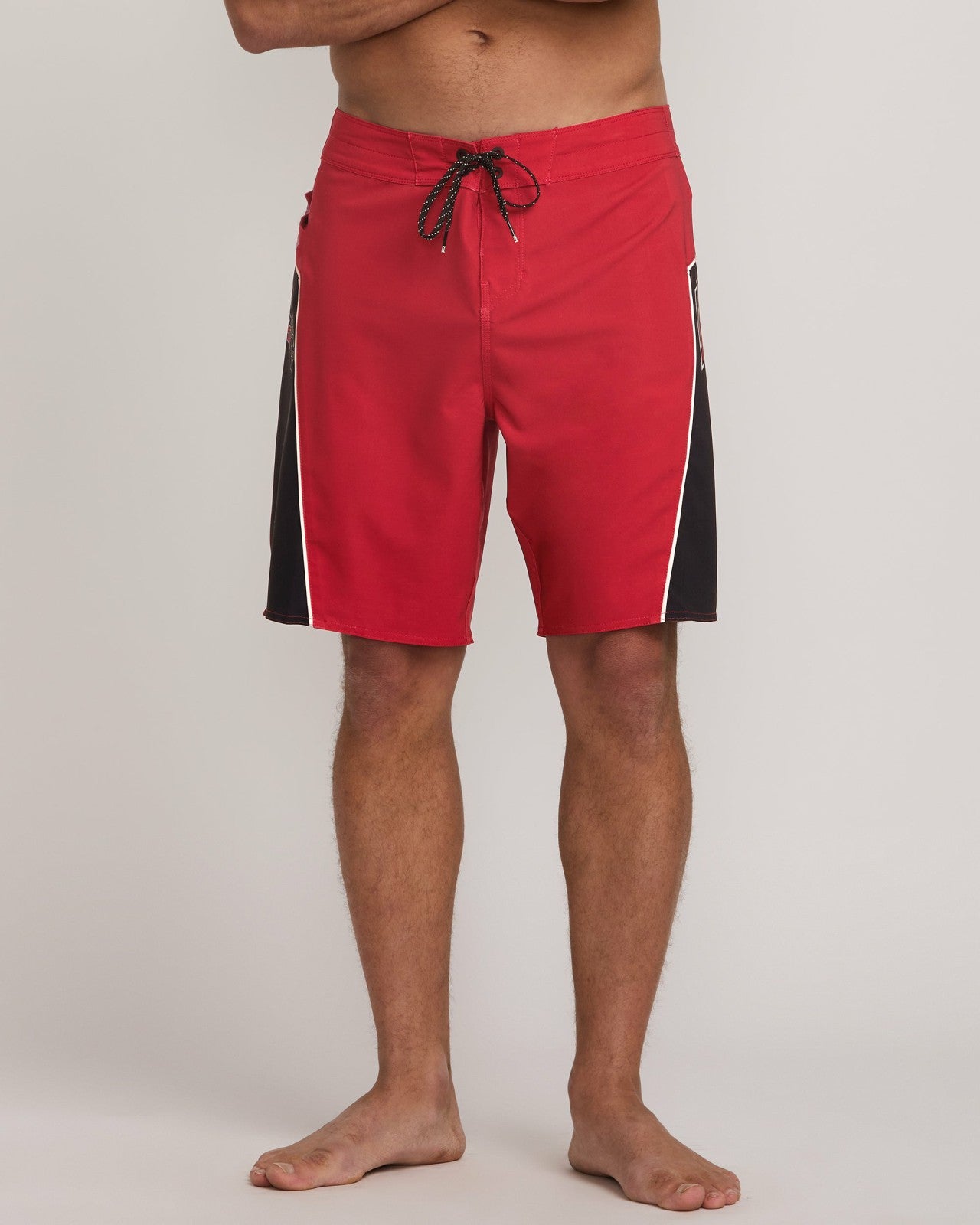 Straddie Pro Performance 20" Boardshorts | Scarlet Billabong