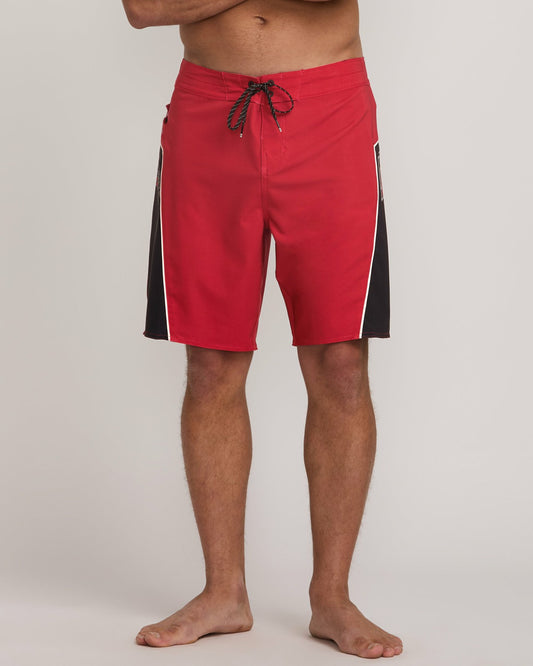 Straddie Pro Performance 20" Boardshorts | Scarlet Billabong