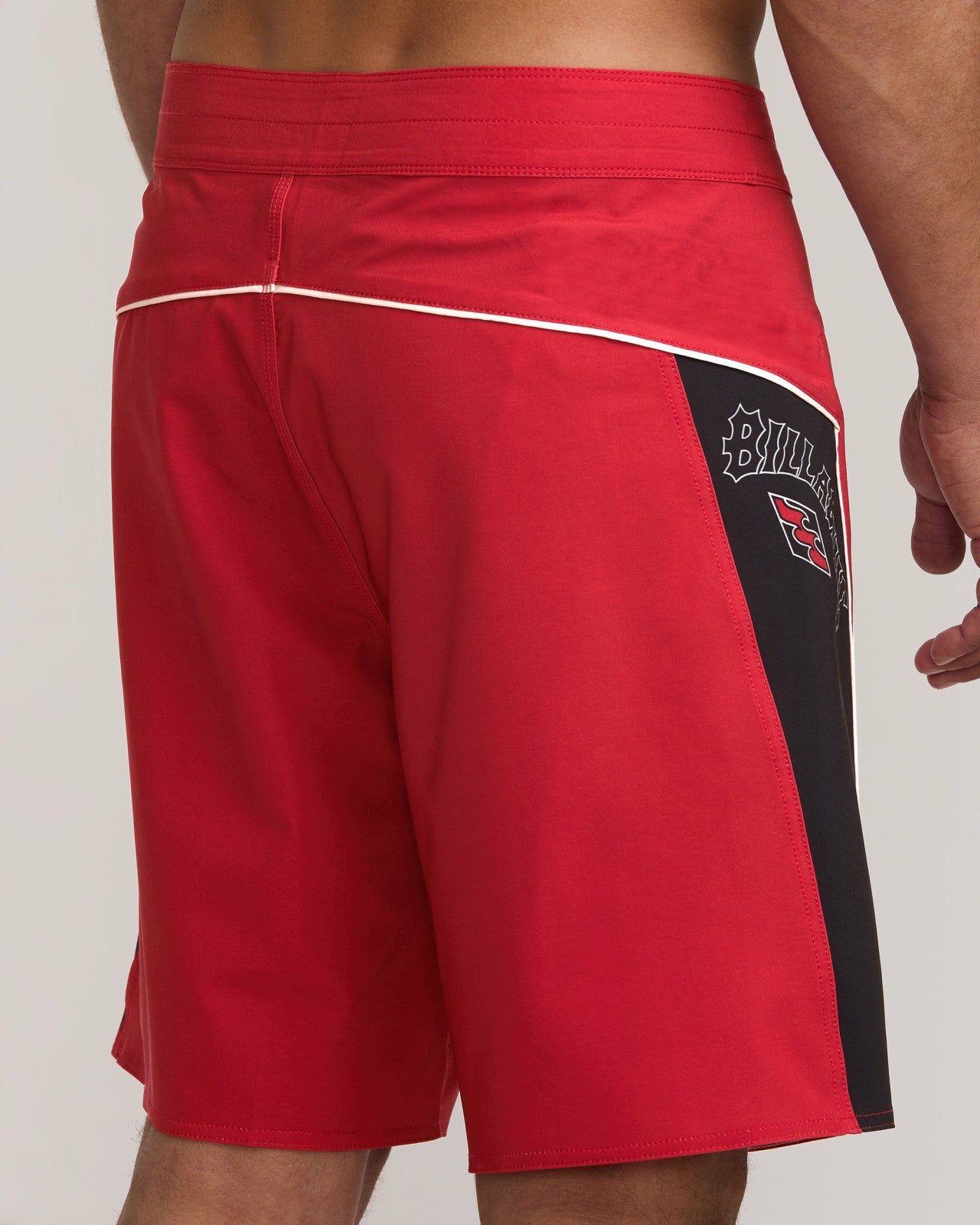 Straddie Pro Performance 20" Boardshorts | Scarlet Billabong