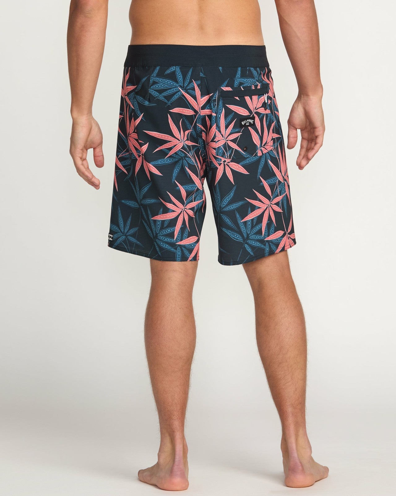 Sundays Airlite 19" Boardshorts | Deep Blue Billabong