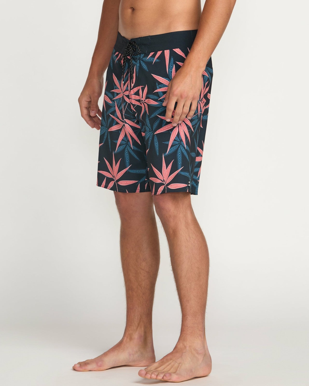 Sundays Airlite 19" Boardshorts | Deep Blue Billabong