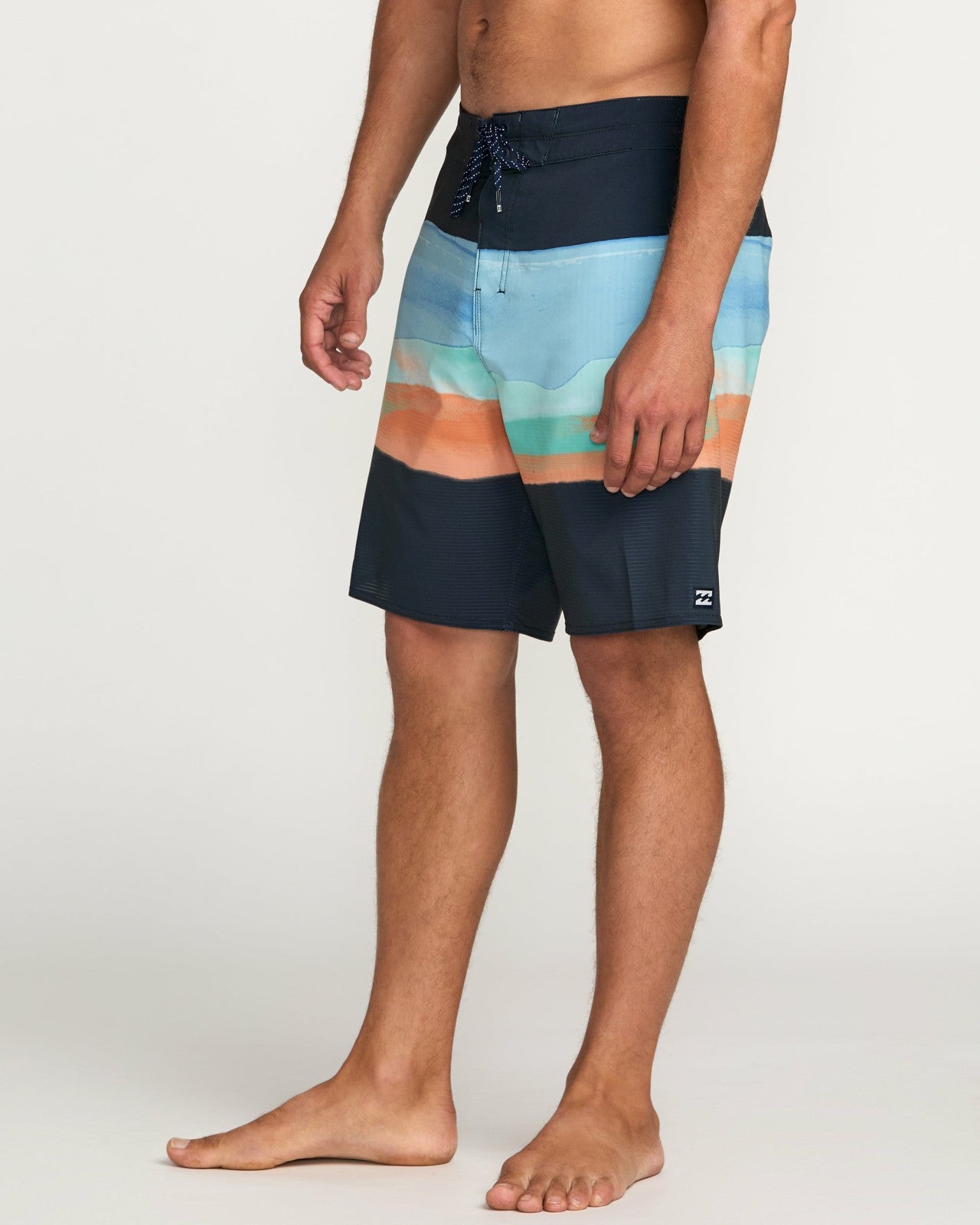 Sundays Airlite 19" Boardshorts | Stealth Billabong