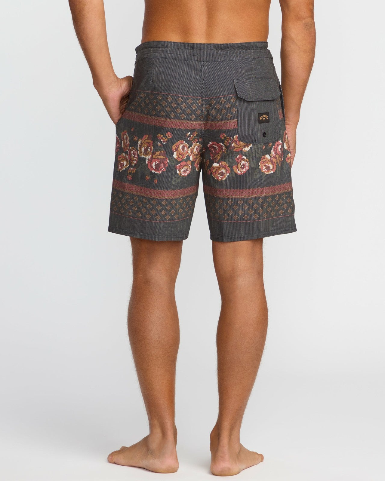 Sundays Lo Tide 19" Boardshorts | Black Billabong