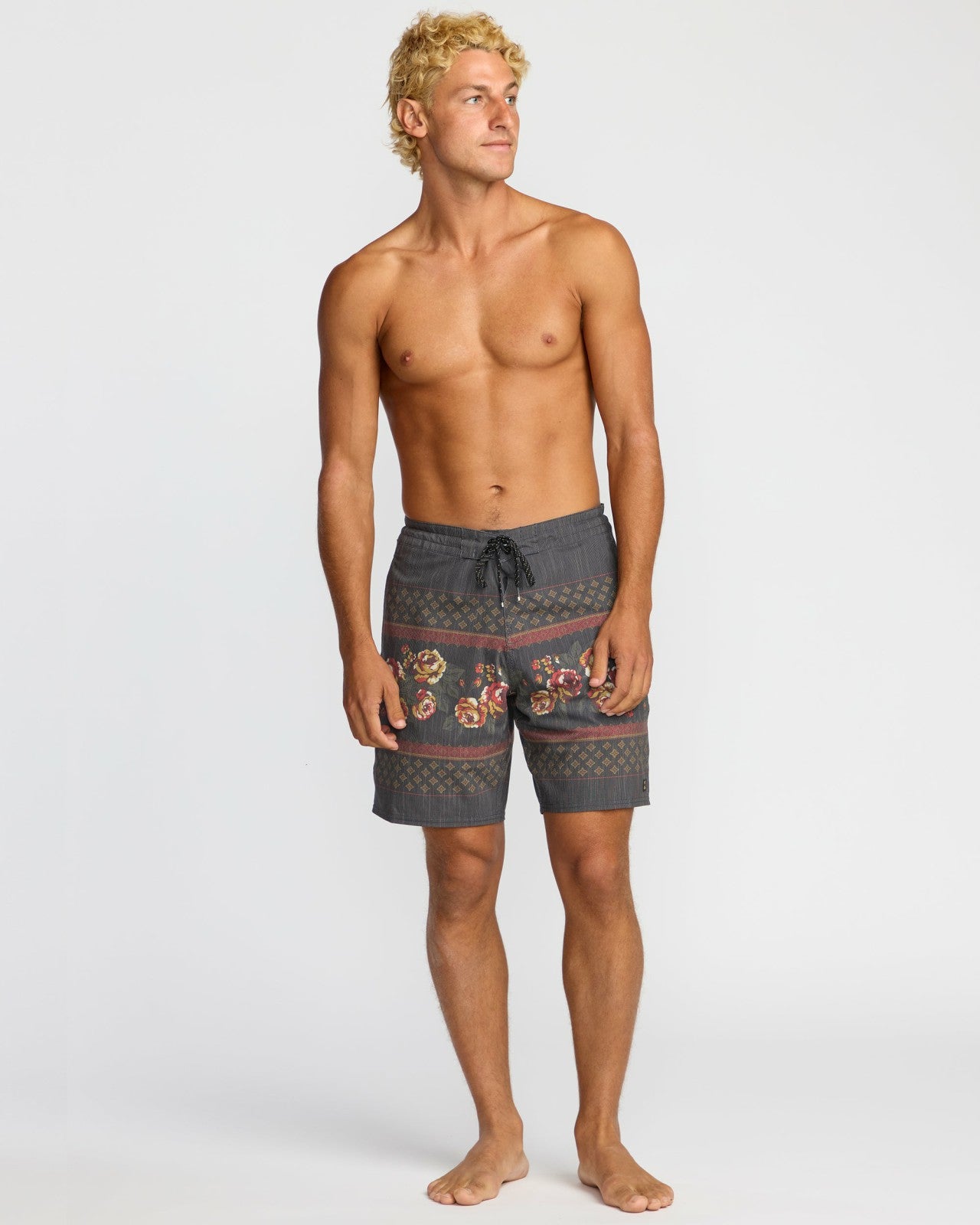 Sundays Lo Tide 19" Boardshorts | Black Billabong