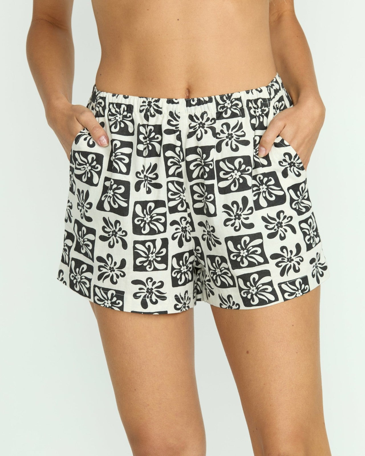 Sun Fade Printed Shorts | Black Sands Billabong
