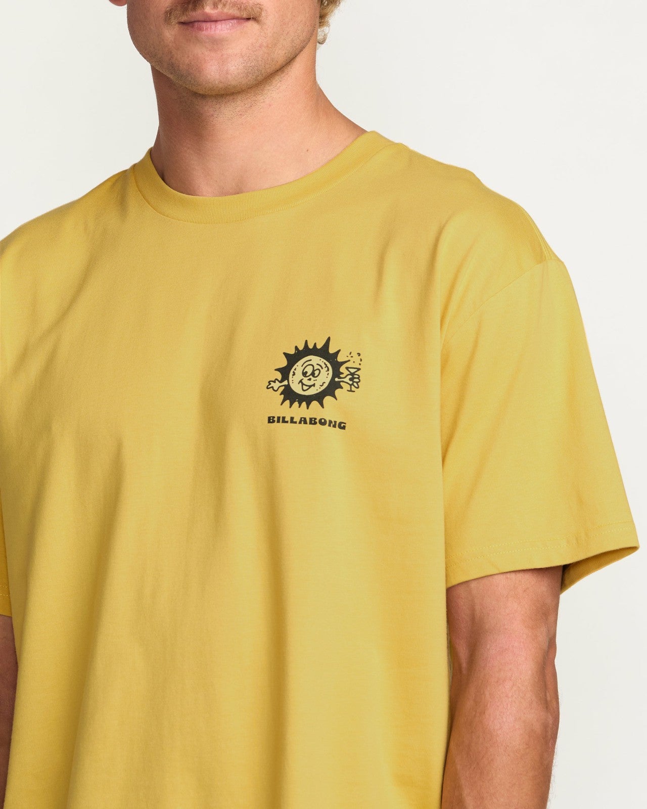 Sun Fun Regular Tee | Vintage Gold Billabong