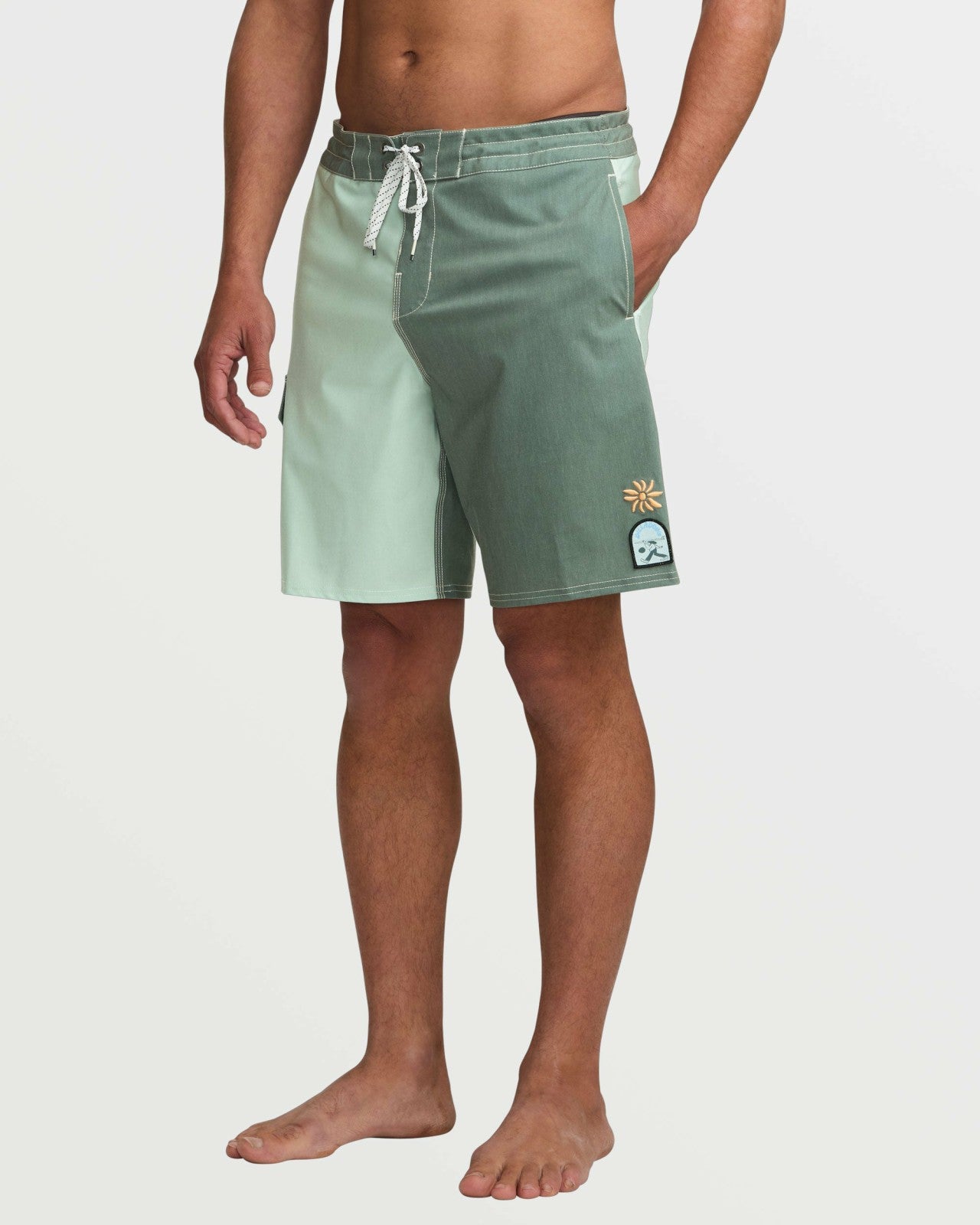 Sunshine Lo Tide 19" Boardshorts | Green Tea Billabong