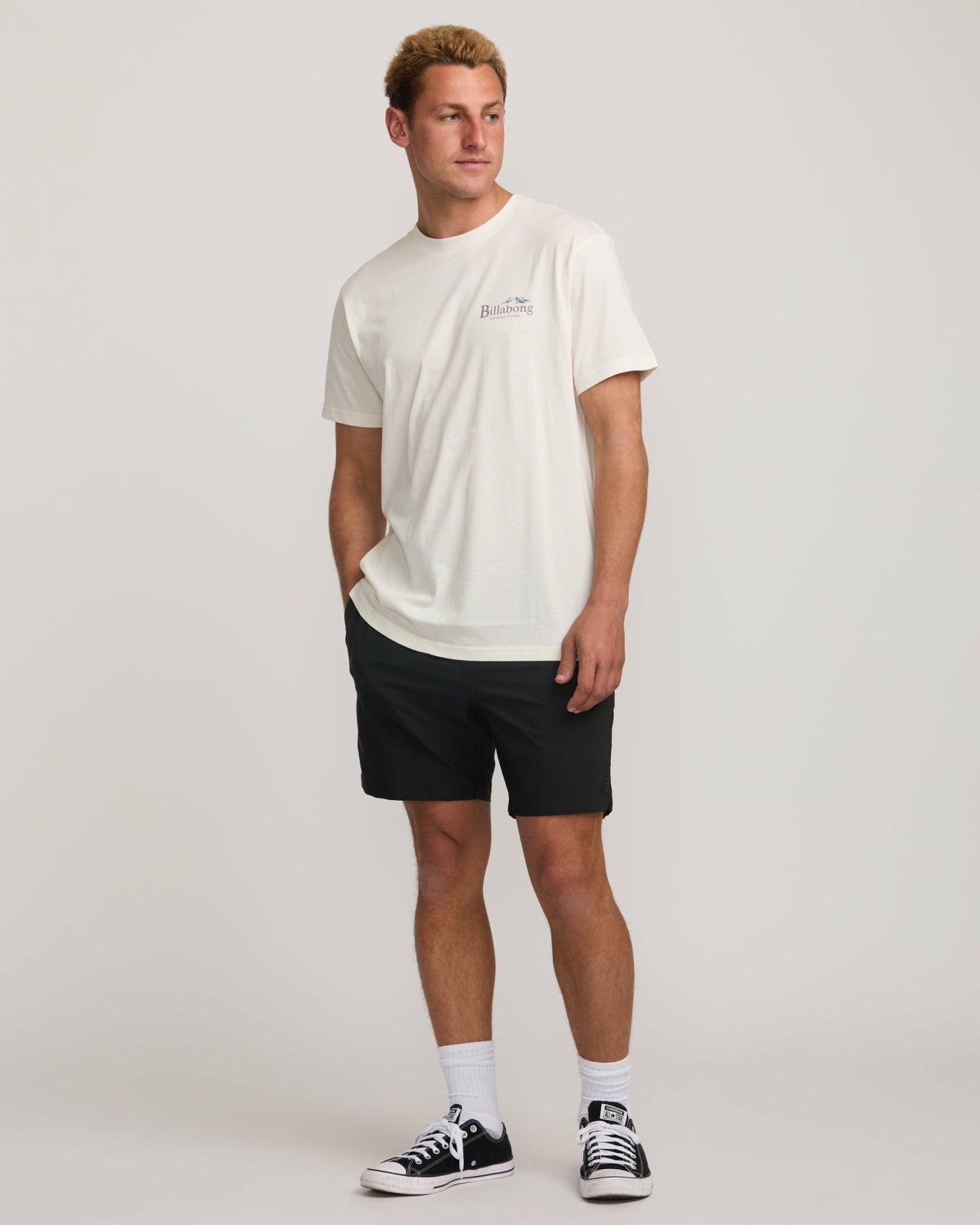 Surftrek Elastic Submersible 17" Hybrid Shorts | Black Billabong