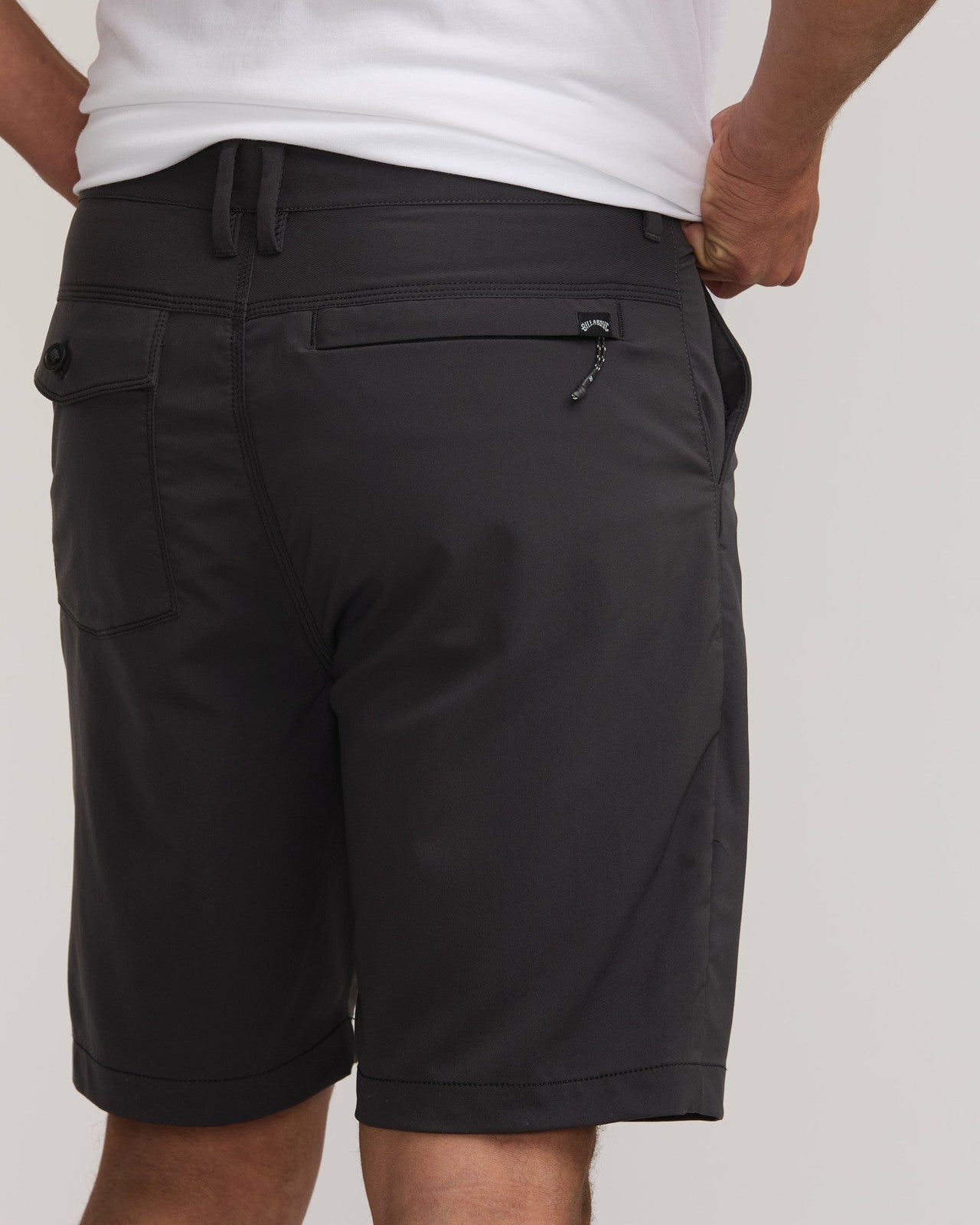 Surftrek Journey 20" Hybrid Shorts | Black Billabong